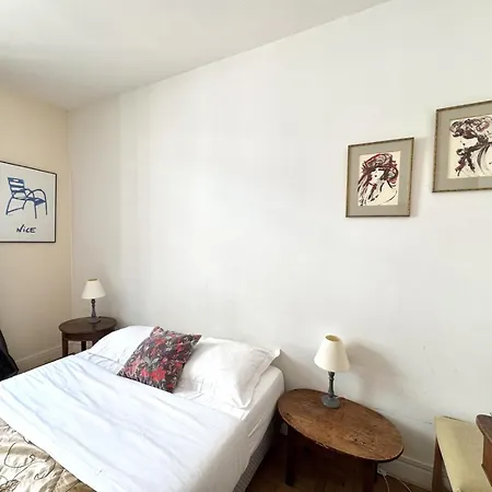 Riviera - Des Postes 2 - Center Massena